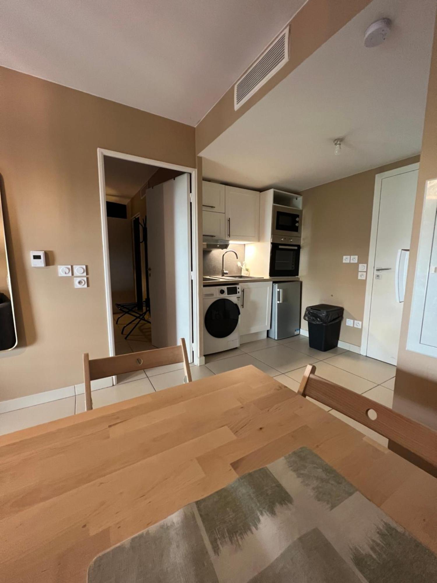 Apartment T2 *